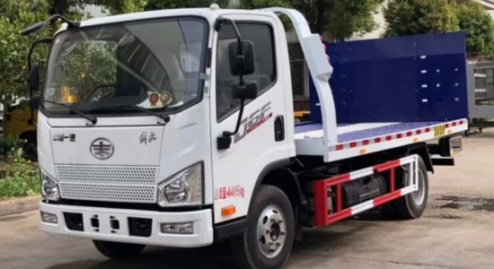 國六解放藍(lán)牌一拖二清障車